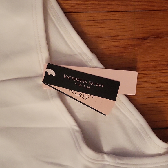 NWT VS Swimsuit Matching Top and Bottom - Picture 5 of 7